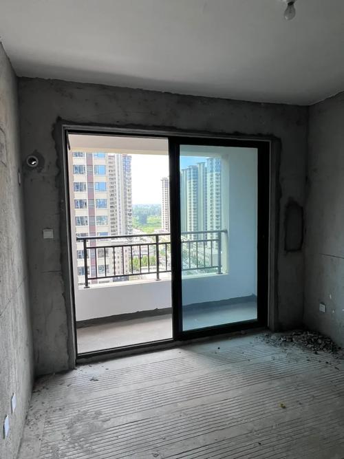 个人买第一套房和二套房需要交什么费用区别?